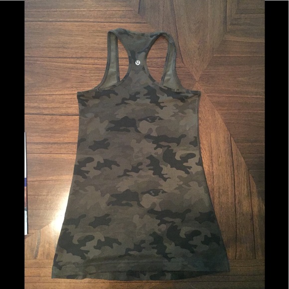 Lululemon CRB Tank, Size 4 - Picture 2 of 3